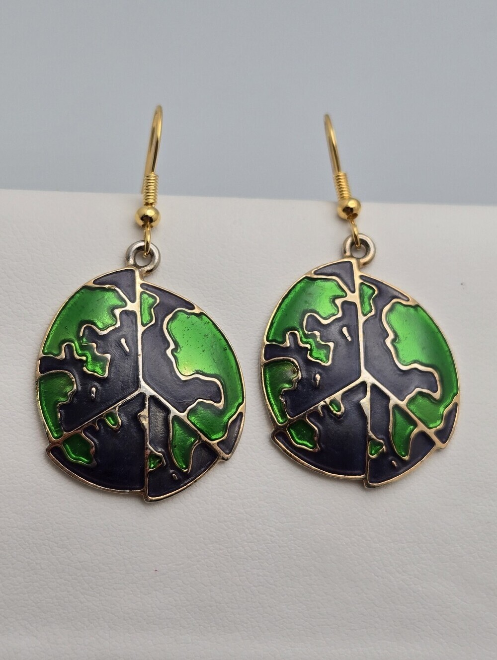 Vintage Edgar Berebi Peace on Earth Globe Earrings Enamel Dangle Collectible